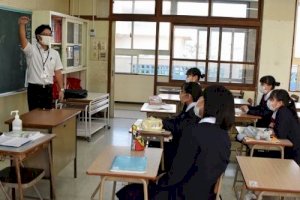 休校続きの学習遅れ取り戻したい-中3生に受験講座-豊見城市教委が無料で開講-–-琉球新報