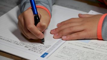 子どものうちからがんを知り、命の大切さを学ぶことが必要……小学校から始めるがん教育-–-ニフティニュース