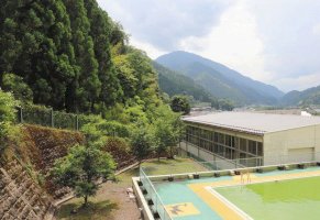 ＜三六災害６０年-あの雨に学ぶ＞-（６）増加する豪雨災害-学校の対策は-–-中日新聞