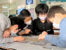 更別小６年生、十勝の地層や化石学ぶ-更別（十勝毎日新聞）-–-kachimai.jp