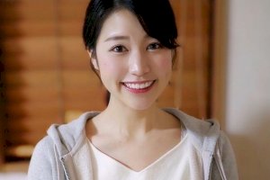 ホームテレビ女性アナウンサー・リレーコラム-「私の勝負〇〇」-山﨑菜緒編-–-ひろしまリード